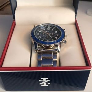 Mens izod watch